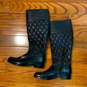 Stuart Weitzman size 6.5 black boots